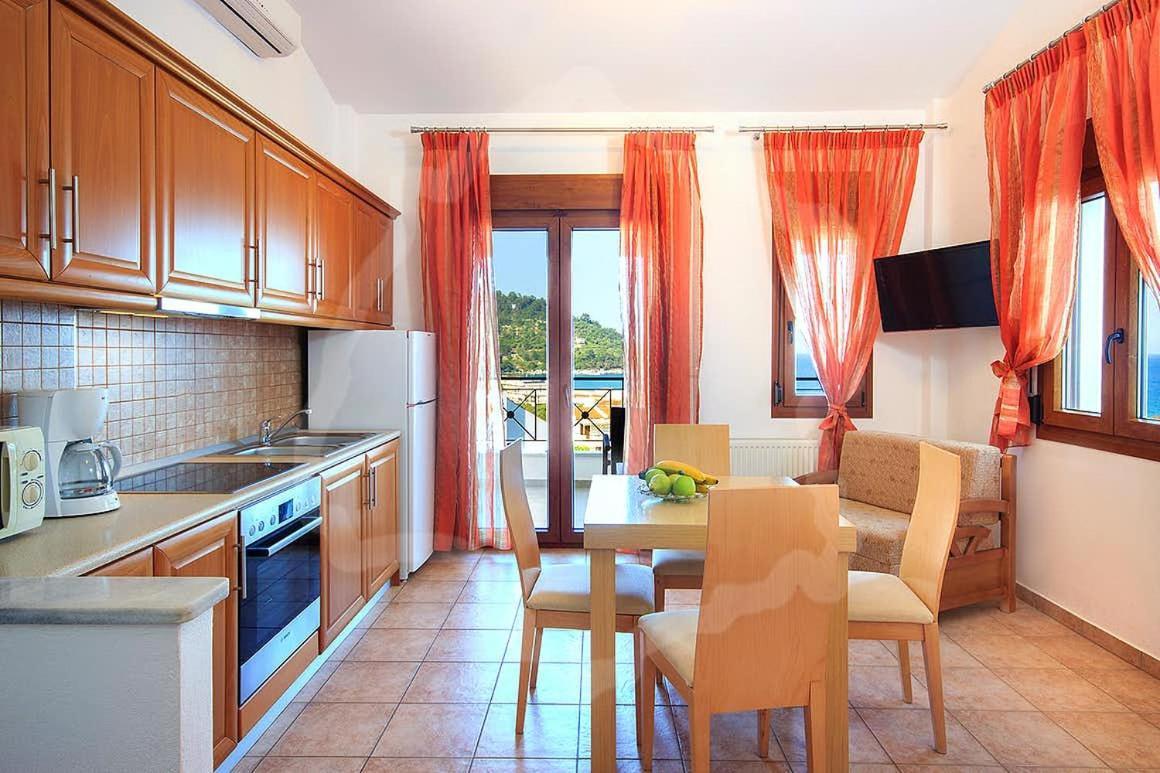 Loretta Maisonettes And Studios Χρυσή Αμμουδιά Εξωτερικό φωτογραφία